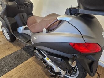 Piaggio MP3 500 LT 2/13 řidič. skup. B - 15