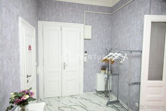 Pronajem kosmetickeho salonu 110 m2 , Praha 2 - 15