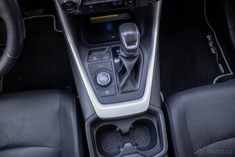 Toyota RAV4 2.5 Hybrid e-CVT Executive AWD, ODPOČET DPH - 15