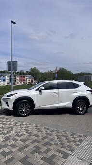 Lexus NX 300 - 15