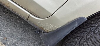 Mazda 3 1.6 rok 2004 - 15