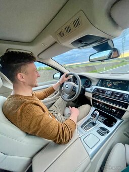 BMW 530d, Touring F11 | 190 kW | NADSTANDARDNÍ VÝBAVA | TOP| - 15
