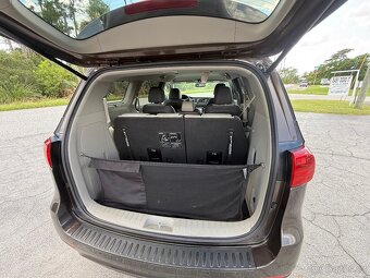 Kia Sedona EX 3.3 V6 - 15