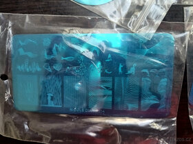 modeláž gelových nehtů-bruska,gely,razítka,laky - 15