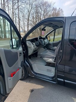 Opel Vivaro Tour 2008 - 7 míst - 15