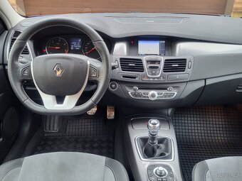 Renault Laguna III 2.0dCi 150PS 4Control - REZERVACE - 15