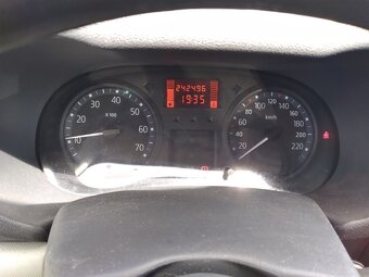 RENAULT CLIO 1.2 STORIA 43kW ČR - 15
