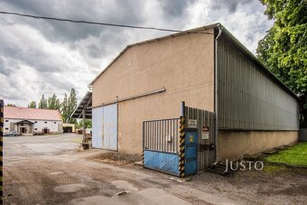 skladovací hala v obci Rovensko, nedaleko Zábřehu. - 15