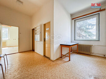 Pronájem kancelářského prostoru, 612 m², Praha 9 - 15