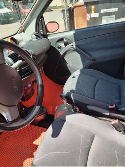 Prodam Smart MC 01,  Automat,  obsah 07, Rok 11.1.2006 - 15