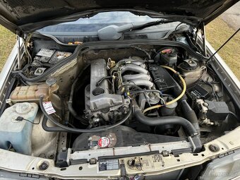 Prodám  Mercedes E190 D Manuál 4 kvalt  Nová stk 2026  Top s - 15