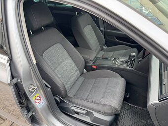 VW Passat B8 2.0 TDI 110kW DSG tažné ACC ERGO Navi Kamera - 15