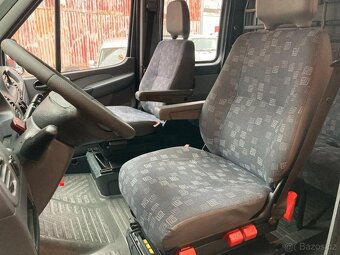 MERCEDES SPRINTER 4x4 2,2CDi DOUBLE CABINE 6míst 3str sklápě - 15