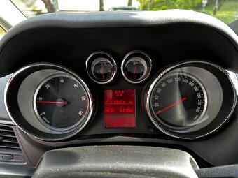 Opel Zafira Tourer 2.0 CDTi - 15