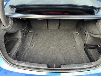 335i F30 M-Performance 250kw manuál xDrive Top Stav - 15