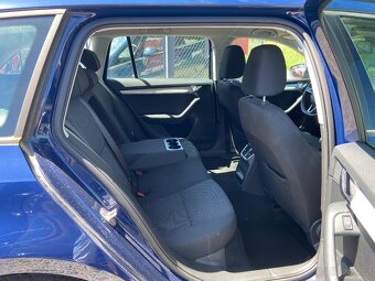 Škoda Octavia 1.6 TDi DSG Navigace, Tempomat - 15