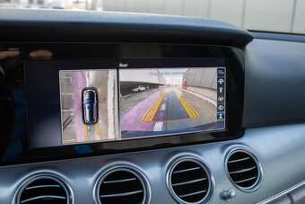 Mercedes-Benz E350d Avantgarde AT9 - 15