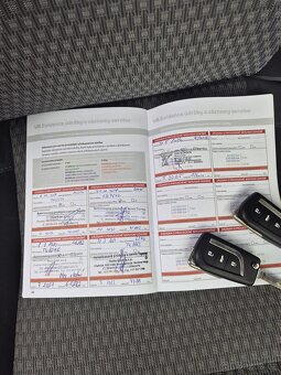 Toyota Auris 1,6i Kombi 4/2018   89000km - 15