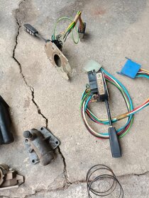 Díly na Škoda 105, 120 atd. - 15