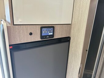 Zefiro 287 Integral Automat 180PS Skladem - 15