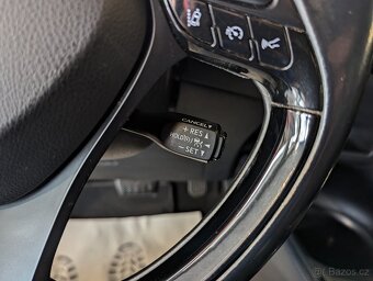 Toyota C-HR 1.8 Hybrid 90kW KAMERA, LANE ASSIST ČR - 15