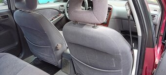 Toyota avensis 2.0 benzín R.v.1998 - 15