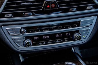 BMW Rad 7 730d A/T - 15
