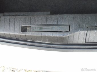 Meriva B,r.v.2016,navigace,100kw,disel 70900km,nosic na kola - 15