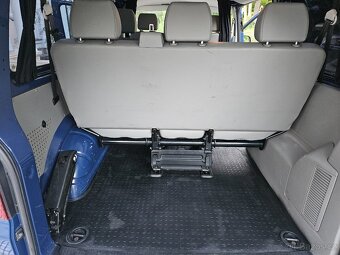 VW T5 2.0 TDI 132 kW DSG r.v. 2010, 7 míst, NOVÝ MOTOR - 15