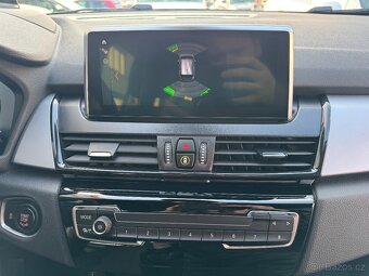 BMW 218d 2.0 110kW Gran Tourer Tempomat Head-up Park.senzory - 15