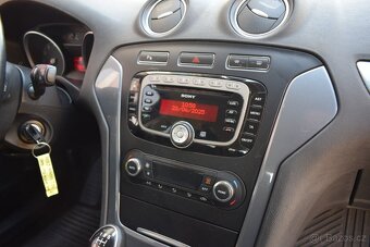 Ford Mondeo 2.0i/2010/MANUÁL/TAŽNÉ/AUT-AC/ - 15
