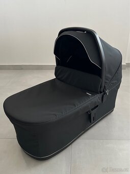Thule Urban Glide 3 Black - 15