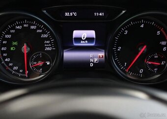 Mercedes-Benz CLA 220 CDi Shooting Brake Urban L nafta - 15