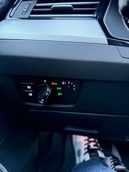 Volkswagen Passat, 2.0TDI 110 KW Manuál 6q Ojeté, 12/2015, K - 15