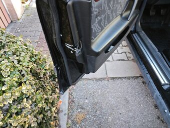 MERCEDES BENZ W210 E 290 TD kombi TOP STAV - 15