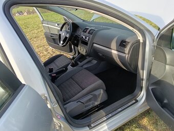 Golf V 1.4 16V 59kw Goal Edition 2007 výhřev sedacek - 15