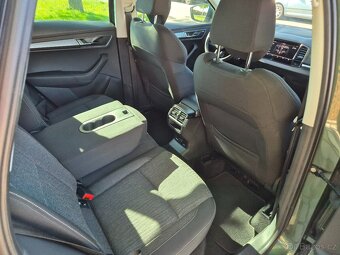 ►Škoda Karoq DSG-NÍZKÉ KM-Kamera-Tažné-Matrix-KESSY-Canton - 15