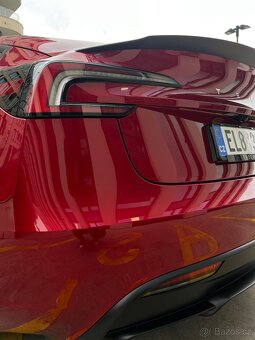 Tesla Model 3 PERFORMANCE 06/2024 Super Red - 15