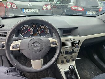 Opel Astra H, 1.6 benzín, r.v. 2008 - 15