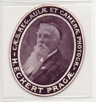 PRAHA - velká sbírka starých papírových pečetí - 151 ks - 15