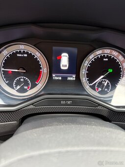Prodám Škoda Superb sportline - 15