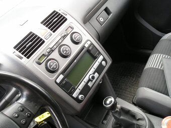 VW TOURAN 1.4 TSi 103KW RV-2009-KLIMA - 15