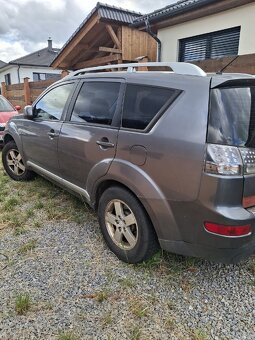 Mitsubishi Outlander 2007 na náhradní díly - 15