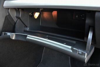 Škoda Octavia II 2.0 TDi DSG6 ELEGANCE,XENON,FACELIFT,KŮŽE - 15