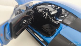 Model Audi R8 Performance 1:18 Keng Fai / NZG. - 15