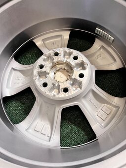 6x139.7 Orig. Dodge RAM 1500 5. Generace - senzory tlaku - 15