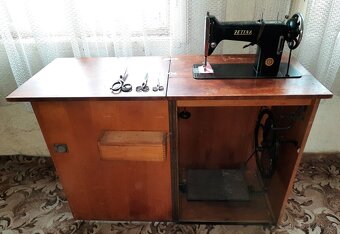 Historický nábytek - 15