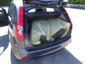 Ford Fiesta, 1.4i (59 KW)r.v.2008 - 15