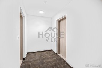 Prodej nového bytu 2+kk, 60 m2 s terasou, parkovacím stání a - 15
