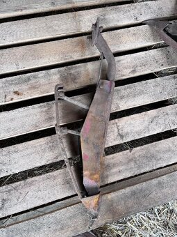 Prodám náhradní díly na kombajn fortschritt e512/e514 - 15